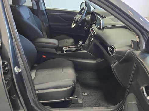 Used 2020 Hyundai Santa Fe SE FWD image 13
