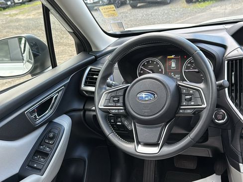 Certified 2023 Subaru Forester Premium AWD/4WD image 23