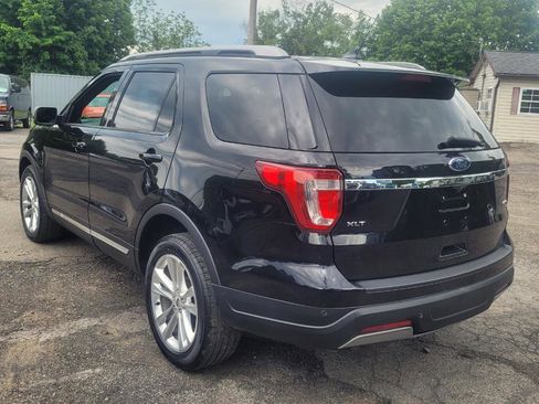 Used 2019 Ford Explorer XLT w/ Equipment Group 202A AWD/4WD image 6
