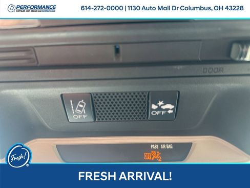 Used 2019 Subaru Crosstrek 2.0i w/ Eyesight System image 22