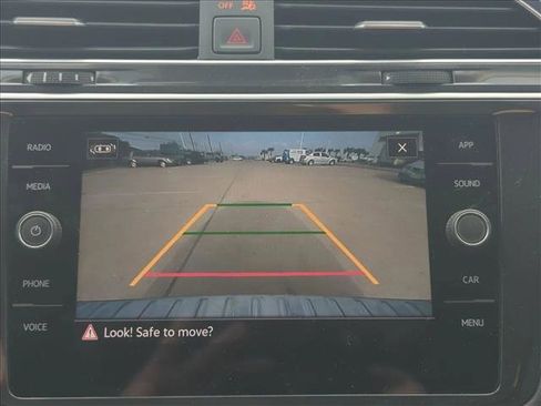 Used 2024 Volkswagen Tiguan S image 11