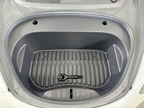 Used 2023 Tesla Model 3 Standard Range RWD image 29