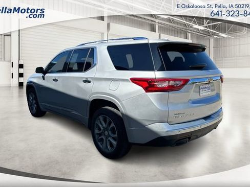 Used 2019 Chevrolet Traverse Premier AWD/4WD image 5