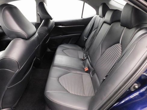 Used 2022 Toyota Camry SE image 28