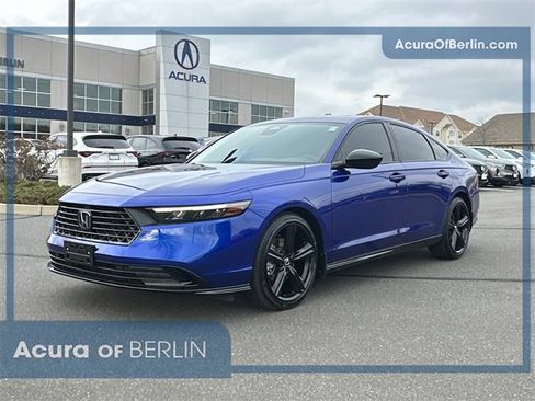 Used 2025 Honda Accord Sport image 1