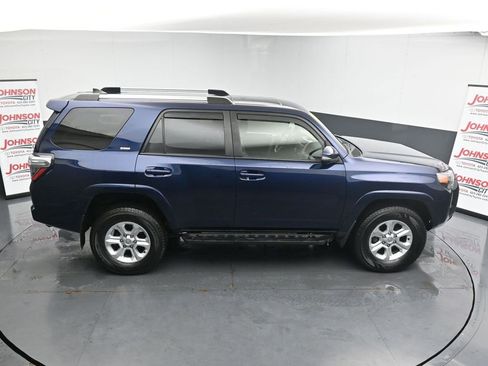 Used 2022 Toyota 4Runner SR5 Premium w/ Moonroof Package image 33