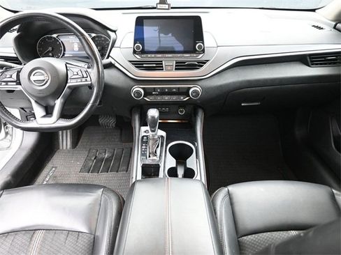 Used 2023 Nissan Altima 2.5 SR image 23