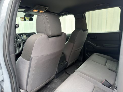 Certified 2026 Nissan Frontier SV w/ All-Weather Content Package AWD/4WD image 13