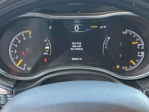 Used 2020 Jeep Grand Cherokee Overland image 23