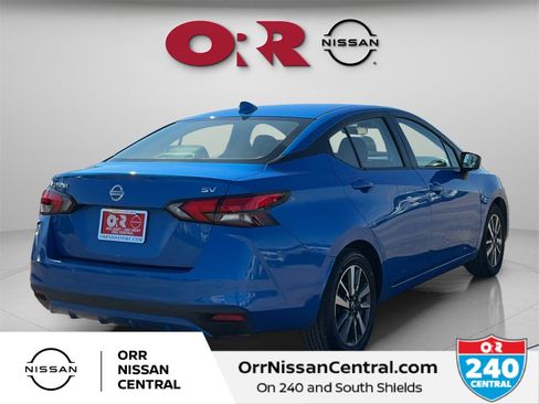 Used 2021 Nissan Versa SV image 5