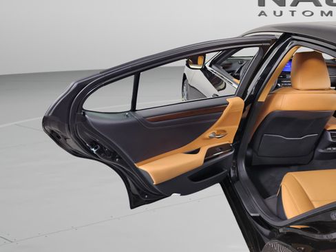 New 2025 Lexus ES 350 w/ Premium Package image 29