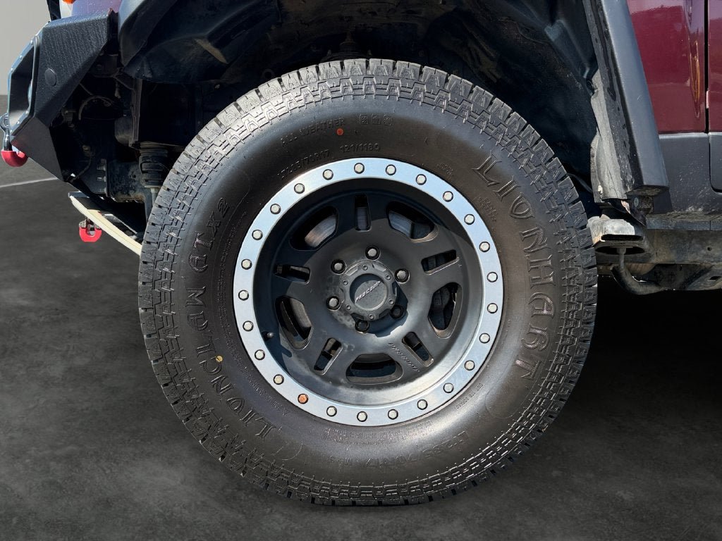 Used 2007 Toyota FJ Cruiser 4WD w/ Upgrade Pkg 1 image 5