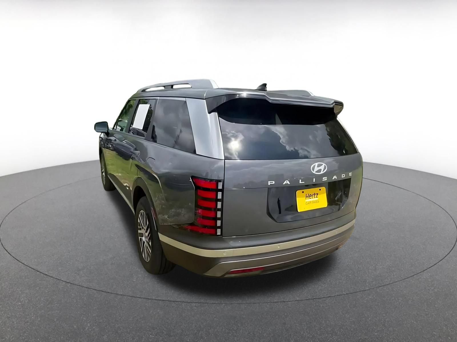 Used 2026 Hyundai Palisade SEL FWD image 10