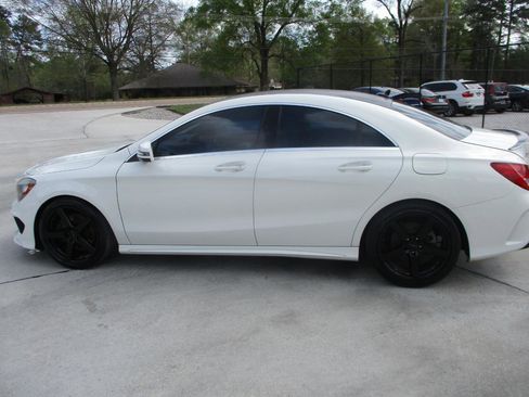 Used 2015 Mercedes-Benz CLA 250 image 23