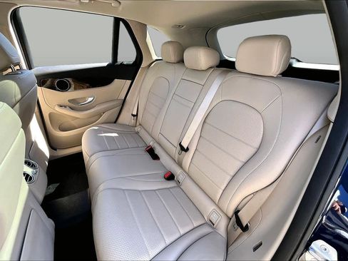 Used 2021 Mercedes-Benz GLC 300 image 20