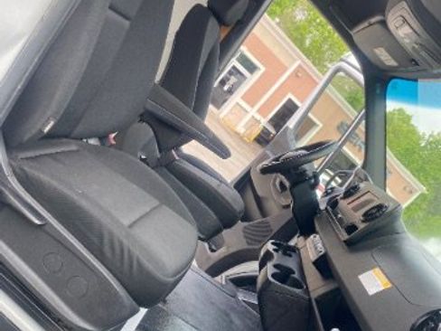 Used 2023 Mercedes-Benz Sprinter 2500 image 17