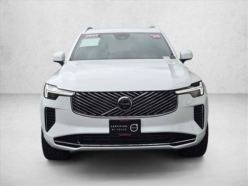 Used 2026 Volvo XC90 B6 Plus w/ Protection Package Premier AWD/4WD image 2