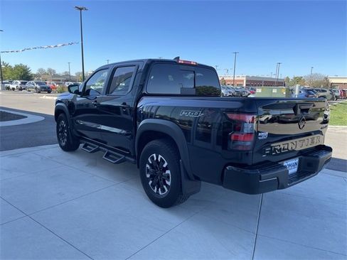 Used 2024 Nissan Frontier Pro-X image 3