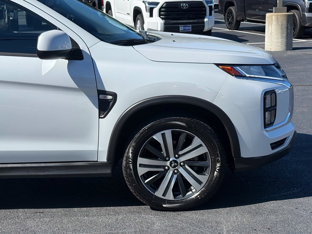 Used 2025 Mitsubishi Outlander Sport ES AWD/4WD image 11
