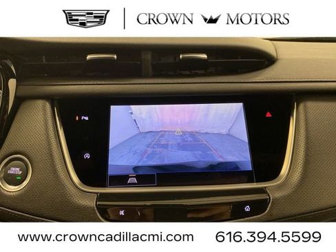 Certified 2025 Cadillac XT5 Premium Luxury image 11