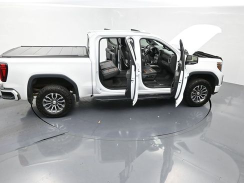 Used 2021 GMC Sierra 1500 AT4 w/ AT4 Value Package AWD/4WD image 28