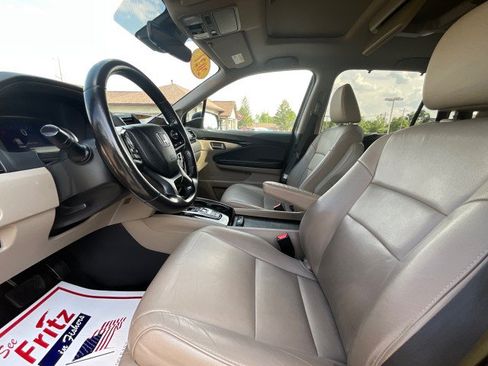Used 2021 Honda Pilot Touring image 27