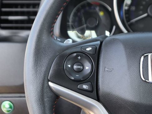 Used 2020 Honda Fit Sport image 21