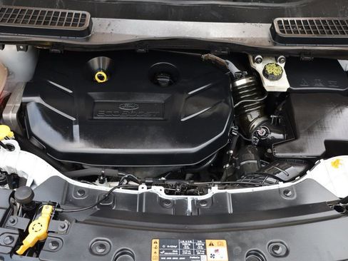 Used 2017 Ford Escape Titanium image 11