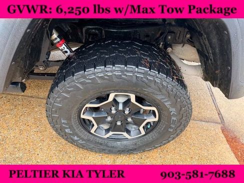 Used 2021 Jeep Gladiator Rubicon image 9