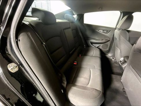 Used 2020 Chevrolet Malibu LT FWD image 23