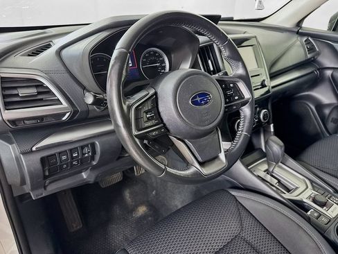 Used 2022 Subaru Forester Premium AWD/4WD image 9