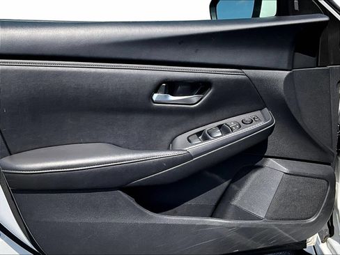 Used 2024 Nissan Sentra SV w/ All-Weather Package FWD image 23