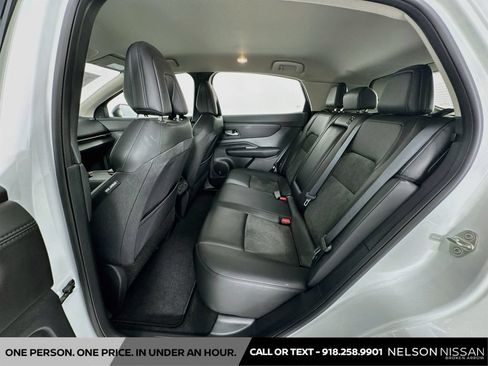 Certified 2024 Nissan Ariya FWD image 24
