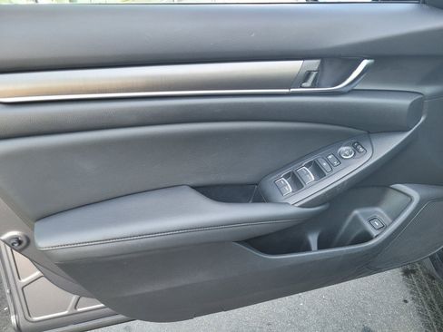 Used 2020 Honda Accord LX image 16