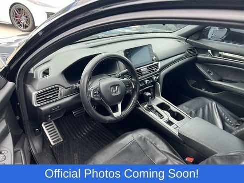 Used 2019 Honda Accord Sport image 3