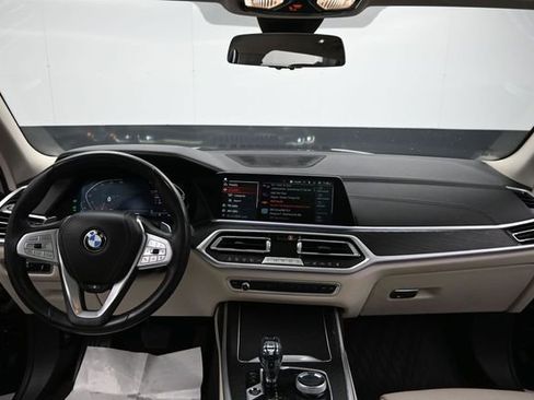 Used 2022 BMW X7 xDrive40i w/ Executive Package AWD/4WD image 15