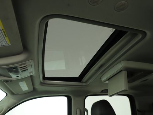 Used 2014 Cadillac Escalade ESV Luxury image 5