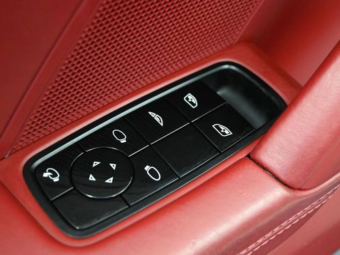 Used 2021 Porsche 911 Carrera S image 16