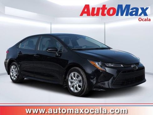Used 2025 Toyota Corolla LE FWD image 1