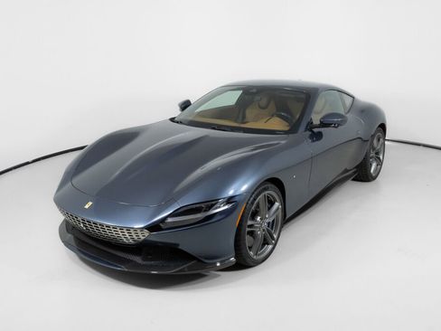 Used 2021 Ferrari Roma image 2