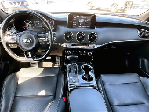 Used 2021 Kia Stinger GT-Line image 16