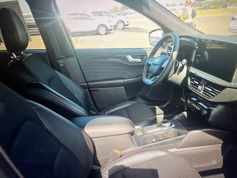 Used 2024 Ford Escape ST-Line w/ Tech Pack #1 AWD/4WD image 16