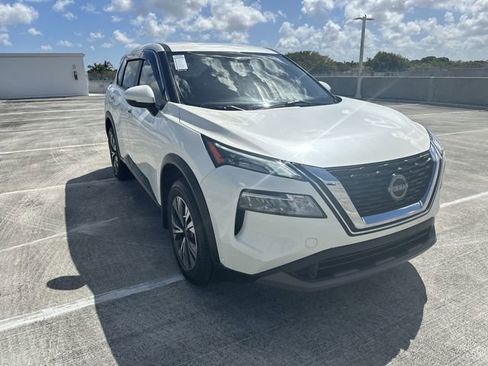 Used 2023 Nissan Rogue SV image 32