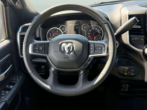Used 2025 RAM 2500 Big Horn AWD/4WD image 35