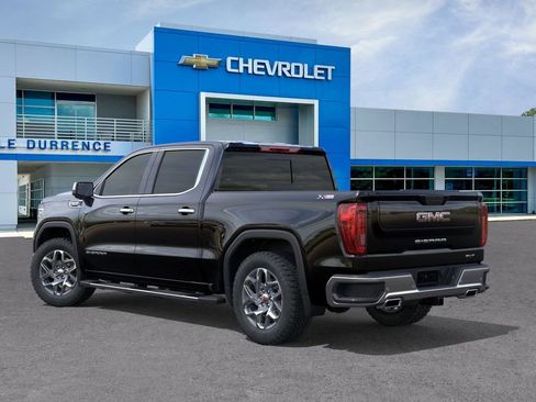 New 2026 GMC Sierra 1500 SLT image 3