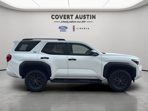 Used 2025 Toyota 4Runner SR5 RWD image 6