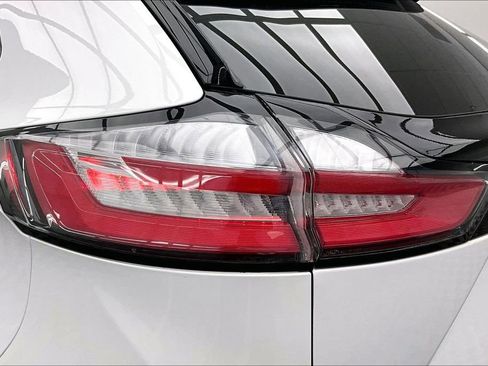 Certified 2024 Ford Edge SEL w/ Convenience Package image 30