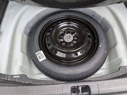 Used 2025 Toyota Camry LE image 16