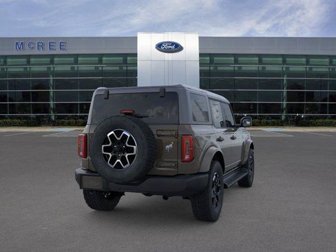 New 2026 Ford Bronco Outer Banks AWD/4WD image 8