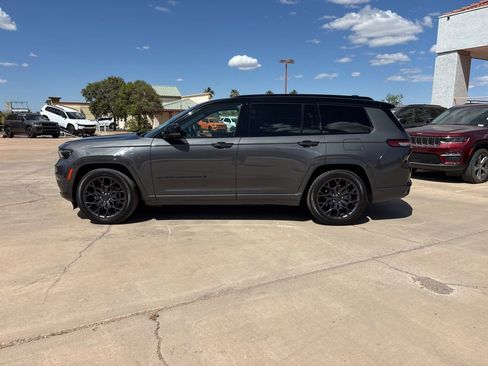 Certified 2023 Jeep Grand Cherokee L Summit AWD/4WD image 8